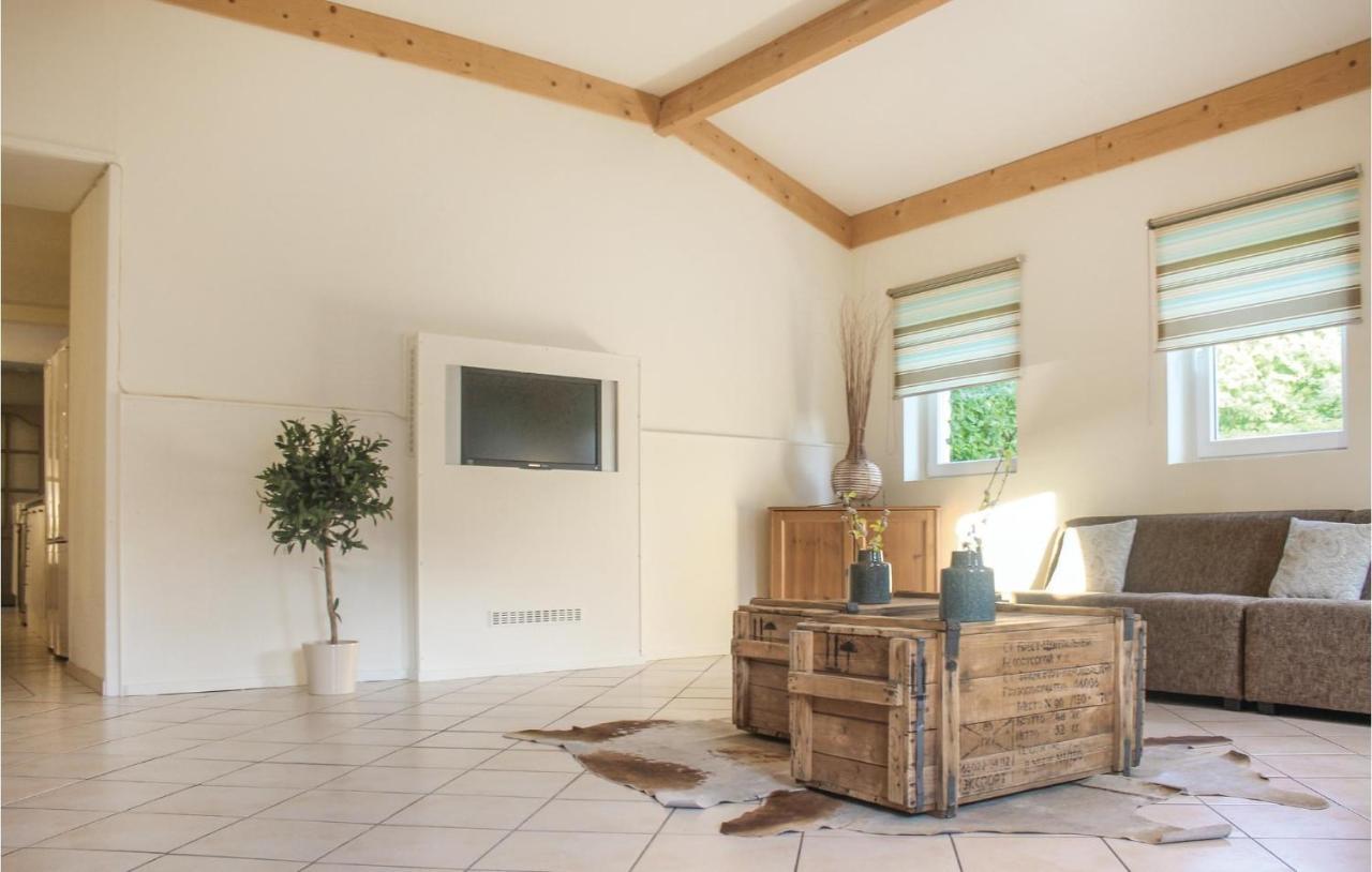 Vakantiewoning 4 Симпелвелд Екстериор снимка